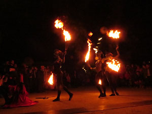 Fires de Girona 2014. Espectacle la bella i les bèsties, a càrrec de Carros de Foc