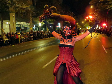 Fires de Girona 2014. Espectacle la bella i les bèsties, a càrrec de Carros de Foc