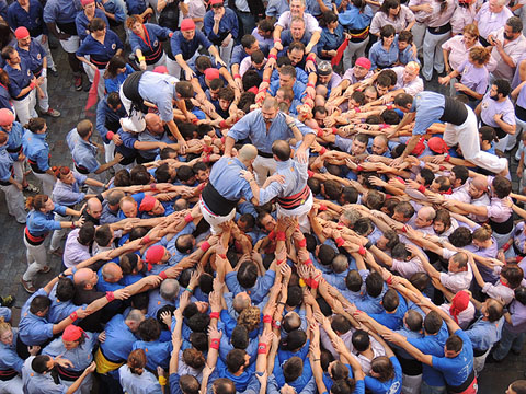 Actuaci&oacute; dels Marrecs de Salt a la pla&ccedil;a del Vi