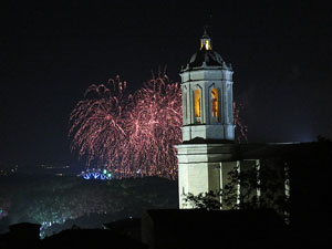 Fires de Sant Narc&iacute;s 2014. Castell de focs artificials