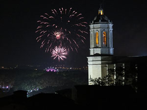 Fires de Sant Narc&iacute;s 2014. Castell de focs artificials