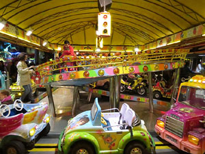 Fires de Girona 2014. Les Fires de la mainada al passeig de la Devesa