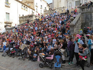 Fires 2014 a Girona. Passejada pel Barri Vell amb els capgrossos de Girona