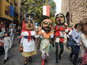 Fires 2014 a Girona. Passejada pel Barri Vell amb els capgrossos de Girona