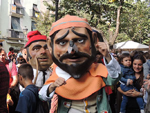 Fires 2014 a Girona. Passejada pel Barri Vell amb els capgrossos de Girona