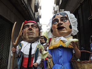 Fires 2014 a Girona. Passejada pel Barri Vell amb els capgrossos de Girona