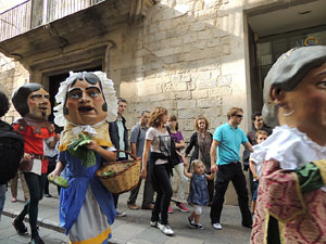 Fires 2014 a Girona. Passejada pel Barri Vell amb els capgrossos de Girona