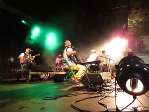 Fires de Sant Narcís 2014. Actuació de Quico el Célio, El Noi i el Mut de Ferreries