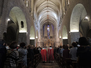 Fires de Girona 2014. L'ofici de Sant Narcís a la basílica de Sant Feliu