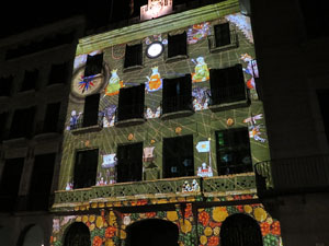 Girona10. Mapping a la fa&ccedil;ana de l'Ajuntament