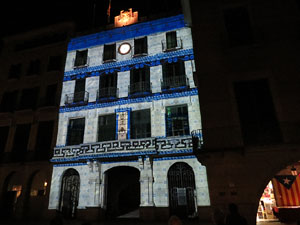 Girona10. Mapping a la fa&ccedil;ana de l'Ajuntament