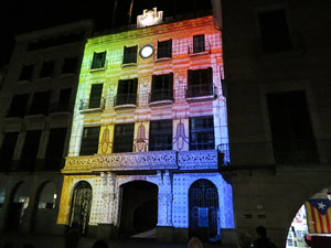 Girona10. Mapping a la fa&ccedil;ana de l'Ajuntament