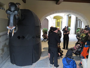 Girona10. Cercavila amb Girona Marxing Band i la Mula Baba