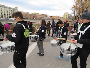 Girona10. Cercavila amb Girona Marxing Band i la Mula Baba