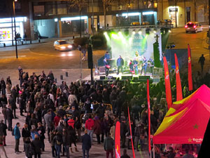 Girona10. Sticky Fingers. Concert a la pla&ccedil;a del Lle&oacute;