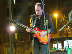 Girona10. Sticky Fingers. Concert a la pla&ccedil;a del Lle&oacute;