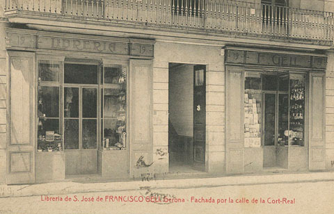 Façana de la llibreria Geli a la Cort Reial. 1905-1911