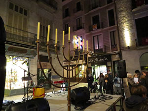 Nadal 2014 a Girona. Encesa de les llums de Hanukkà