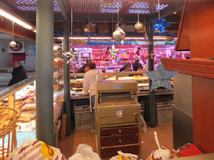 Nadal 2014 a Girona. La decoraci&oacute; nadalenca del Mercat del Lle&oacute;