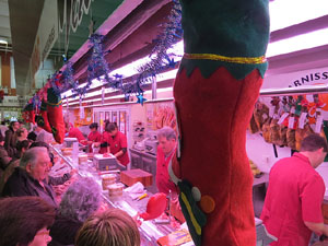 Nadal 2014 a Girona. La decoraci&oacute; nadalenca del Mercat del Lle&oacute;