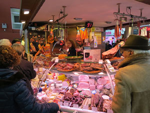 Nadal 2014 a Girona. La decoraci&oacute; nadalenca del Mercat del Lle&oacute;