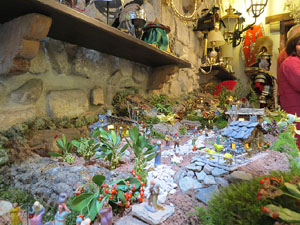 Nadal 2014 a Girona. Pessebres a les botigues