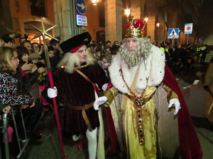 La Cavalcada de Reis 2015. Desfilada pels carrers de la ciutat, fins la plaça del Vi