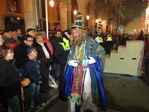 La Cavalcada de Reis 2015. Desfilada pels carrers de la ciutat, fins la plaça del Vi