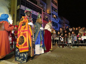 La Cavalcada de Reis 2015. Desfilada pels carrers de la ciutat, fins la plaça del Vi