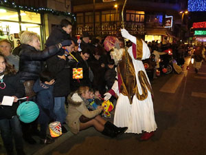 La Cavalcada de Reis 2015. Desfilada pels carrers de la ciutat, fins la plaça del Vi
