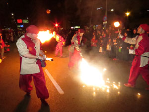 La Cavalcada de Reis 2015. Desfilada pels carrers de la ciutat, fins la plaça del Vi