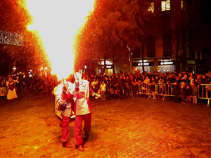 La Cavalcada de Reis 2015. Desfilada pels carrers de la ciutat, fins la plaça del Vi