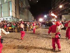 La Cavalcada de Reis 2015. Desfilada pels carrers de la ciutat, fins la plaça del Vi