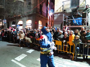 La Cavalcada de Reis 2015. Desfilada pels carrers de la ciutat, fins la plaça del Vi