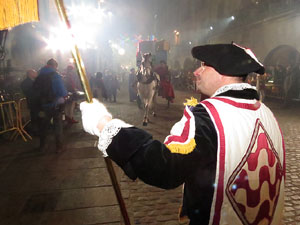 La Cavalcada de Reis 2015. Arribada a la pla&ccedil;a del Vi i rebuda de l'alcalde
