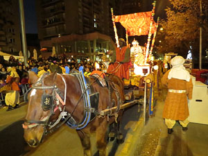 La Cavalcada de Reis 2015. Preparaci&oacute; de la Cavalcada
