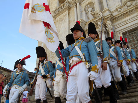 VII Festa Reviu els Setges Napole&ograve;nics de Girona. Desfilada pels carrers del Barri Vell de Girona