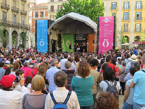 Festival A Capella 2015. Les Anxovetes a la plaça de la Independència