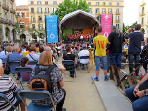 Festival A Capella 2015. Cor de la Universitat de Girona a la pla&ccedil;a de la Independ&egrave;ncia