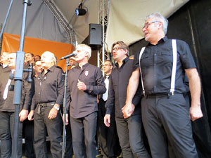 Festival A Capella 2015. Cor Gospel Girona a la pla&ccedil;a de la Independ&egrave;ncia