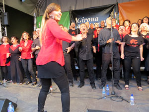 Festival A Capella 2015. Gospelians de Girona a la plaça de la Independència