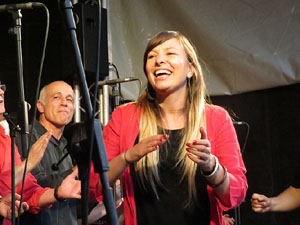 Festival A Capella 2015. Gospelians de Girona a la plaça de la Independència