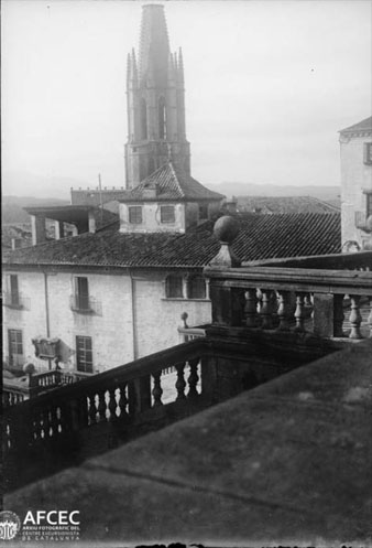 Campanar de Sant Feliu des de la Catedral. 1880-1926