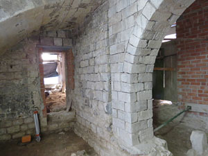 Cases medievals al carrer Ciutadans de Girona. Estudi arqueològic de les restes