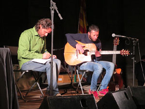 Diada Nacional 2015. Concert a les escales de la Catedral