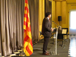 Diada Nacional 2015. Acte institucional al Sal&oacute; de descans del Teatre Municipal de Girona