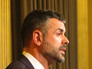 Diada Nacional 2015. Acte institucional al Sal&oacute; de descans del Teatre Municipal de Girona