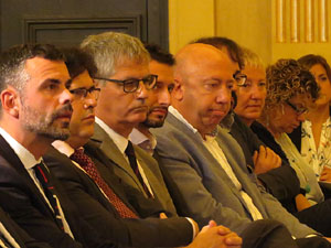 Diada Nacional 2015. Acte institucional al Sal&oacute; de descans del Teatre Municipal de Girona