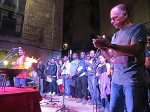 Diada Nacional 2015. IX Marxa de Torxes de Girona. Actes a la pla&ccedil;a del Vi