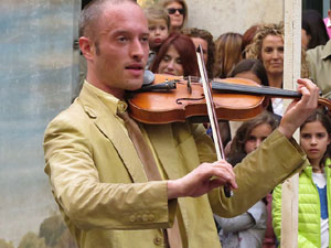 Festes de Primavera de Girona 2015. Espectacle Roda m&oacute;n